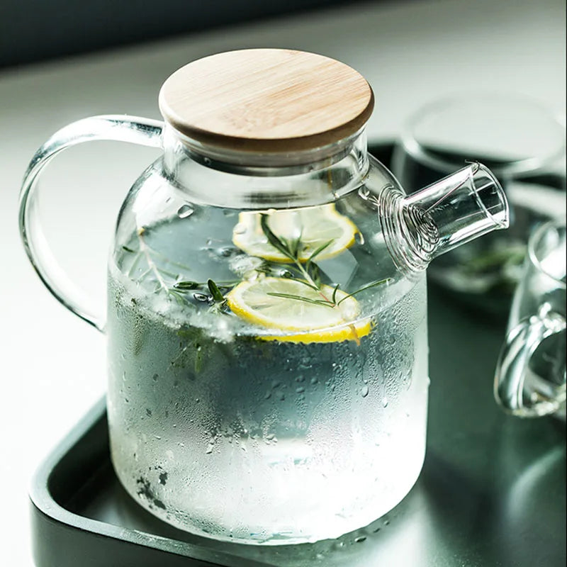 Chaleira de Vidro Borosilicato Transparente 1,0 e 1,8L - Resistente ao Calor, Grande e Elegante, Ideal para Chá  - Perfeita para Escritório e Uso Doméstico